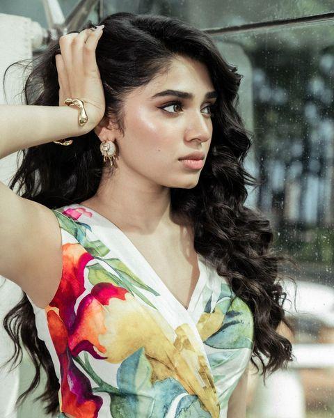 krithi-shetty-beauty-queen